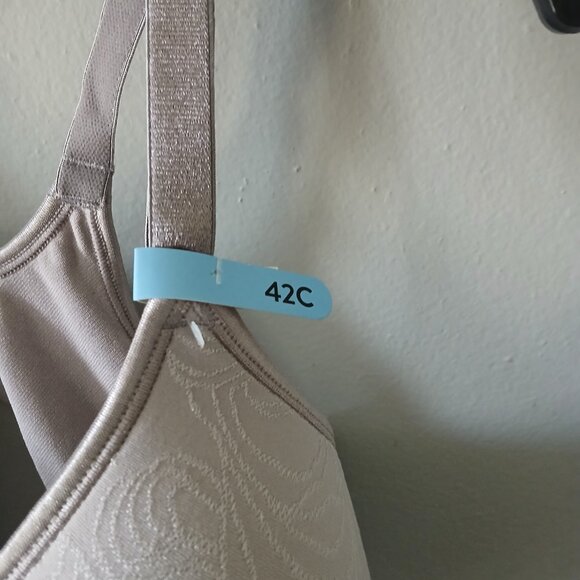 Women's Bali Comfort Revolution Bra Front Closure T-Shirt Underwire Size 42C - Picture 8 of 15